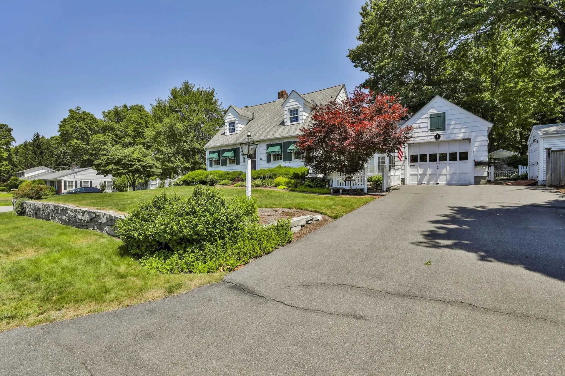 15 Hooker Street Nashua NH 03064