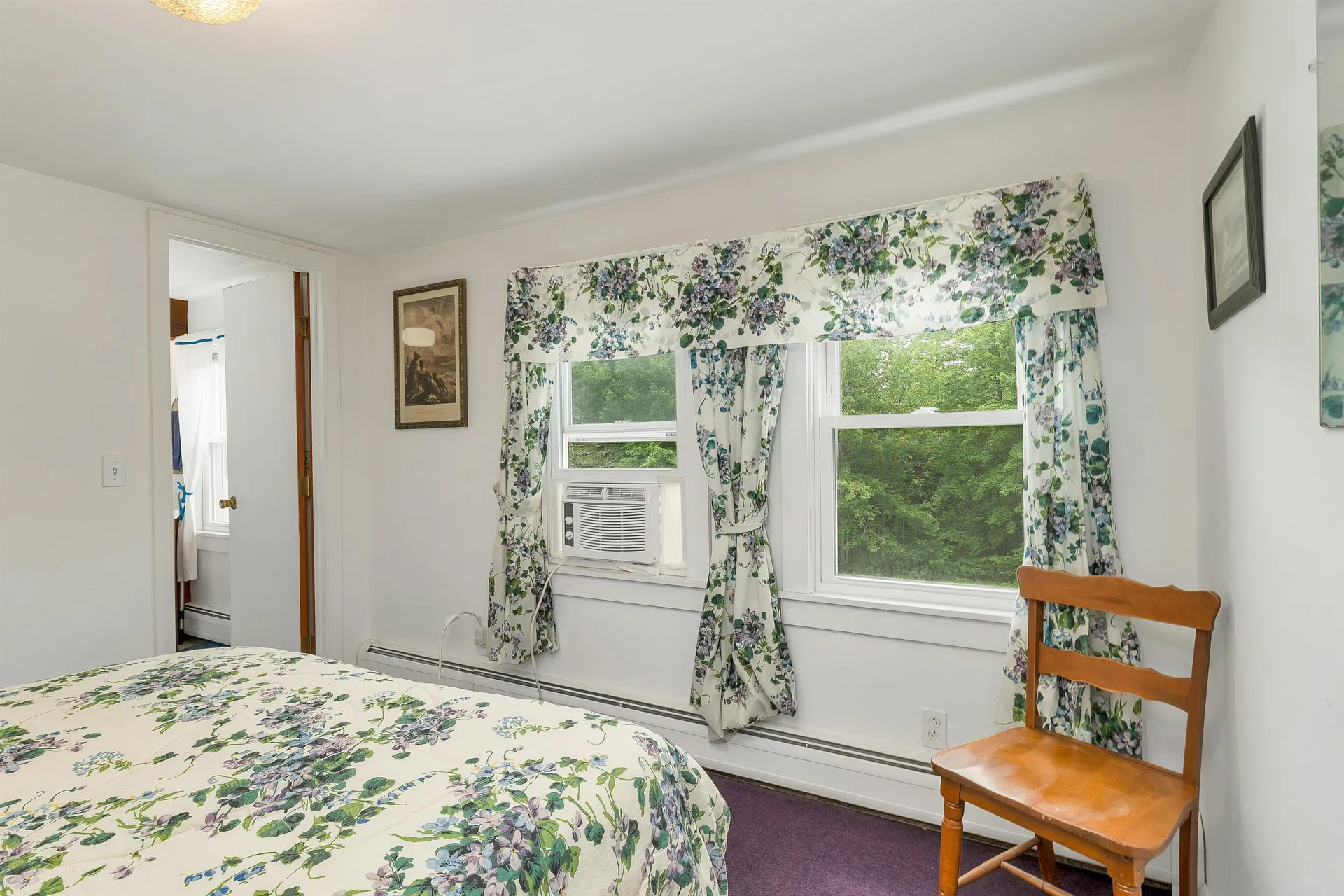 22 Medlyn Street Milford NH 03055