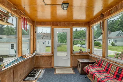 22 Medlyn Street Milford NH 03055