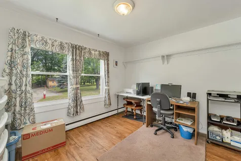 22 Medlyn Street Milford NH 03055