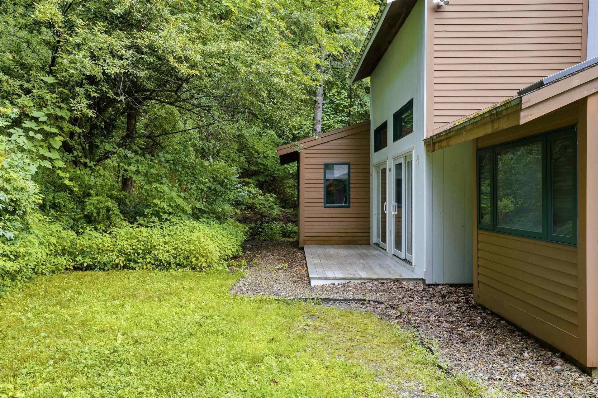 17 Spring Hill Road Mont Vernon NH 03057