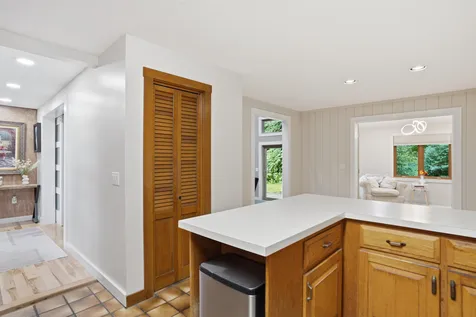 17 Spring Hill Road Mont Vernon NH 03057