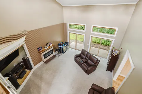17 Spring Hill Road Mont Vernon NH 03057
