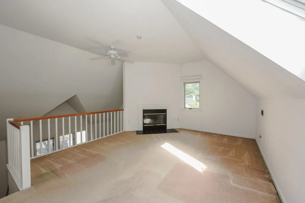 38 Dorchester Way Nashua NH 03064