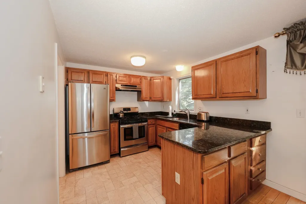 38 Dorchester Way Nashua NH 03064