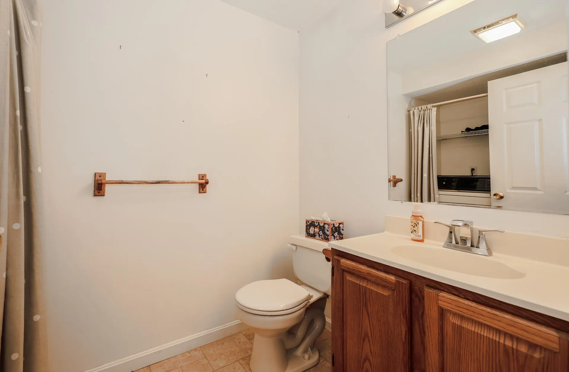 38 Dorchester Way Nashua NH 03064