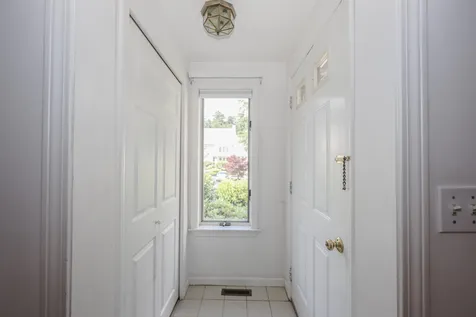 38 Dorchester Way Nashua NH 03064