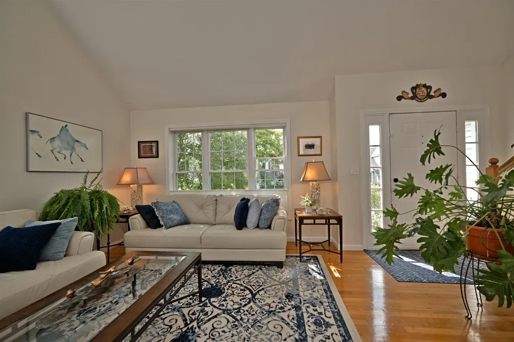 29 Augusta Way Dover NH 03820