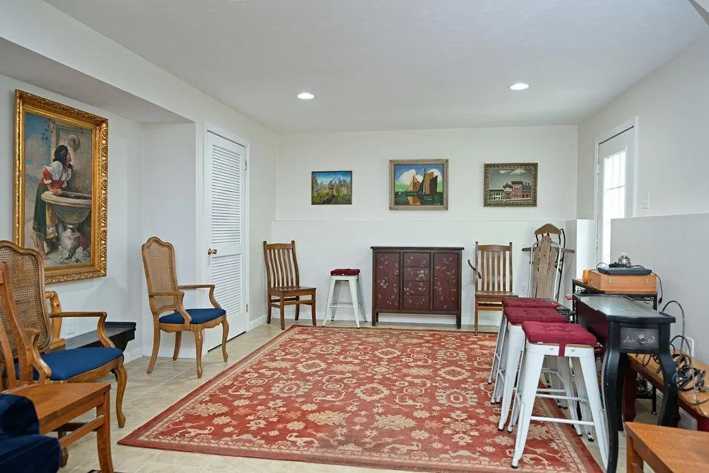 29 Augusta Way Dover NH 03820