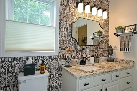 29 Augusta Way Dover NH 03820