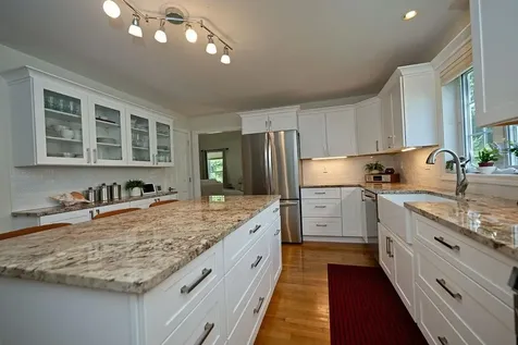 29 Augusta Way Dover NH 03820