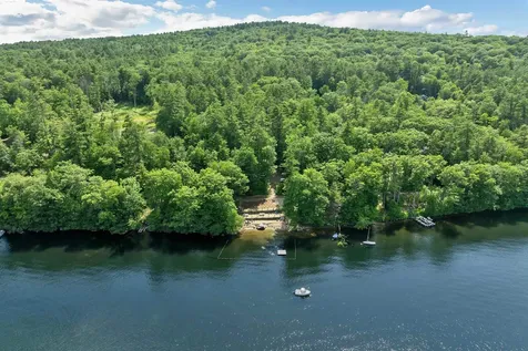92 Winona Shores Road Meredith NH 03253