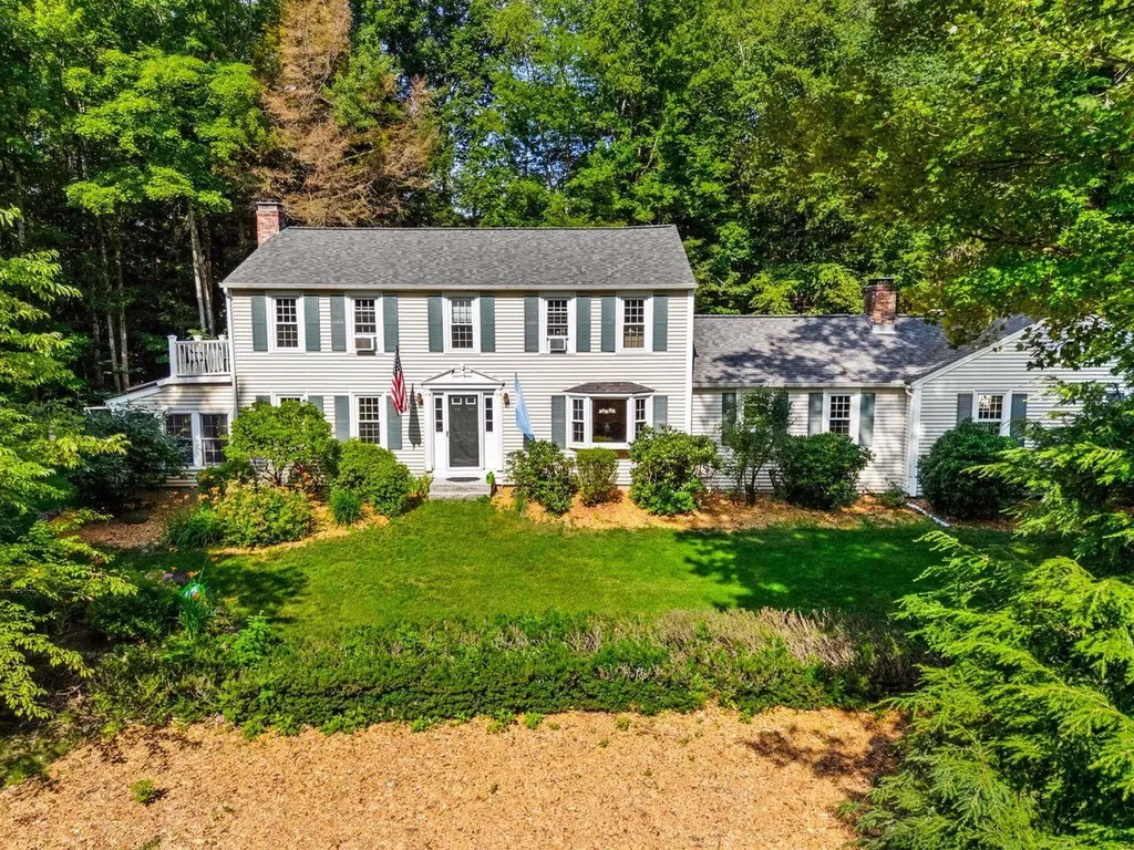 70 Hunter Farm Road Peterborough NH 03458