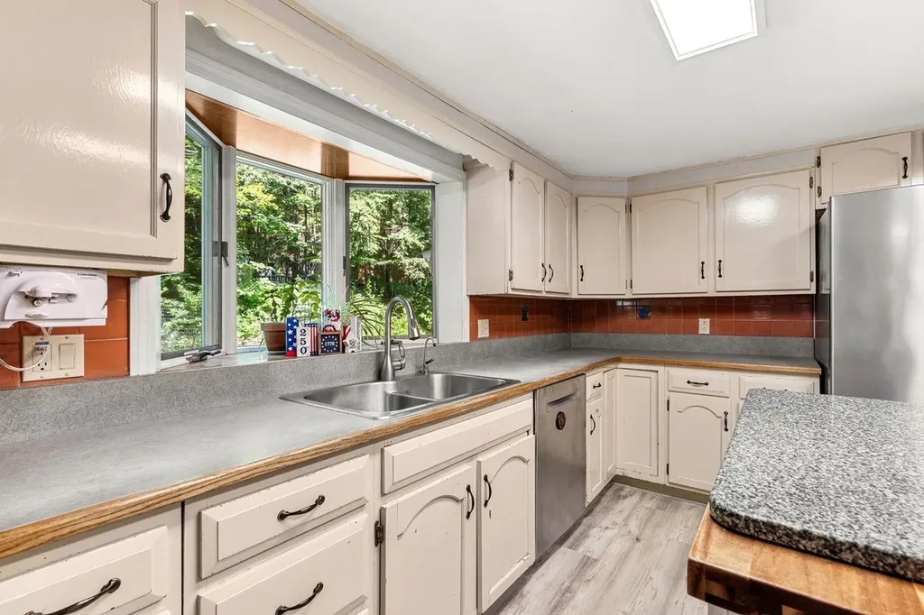 70 Hunter Farm Road Peterborough NH 03458