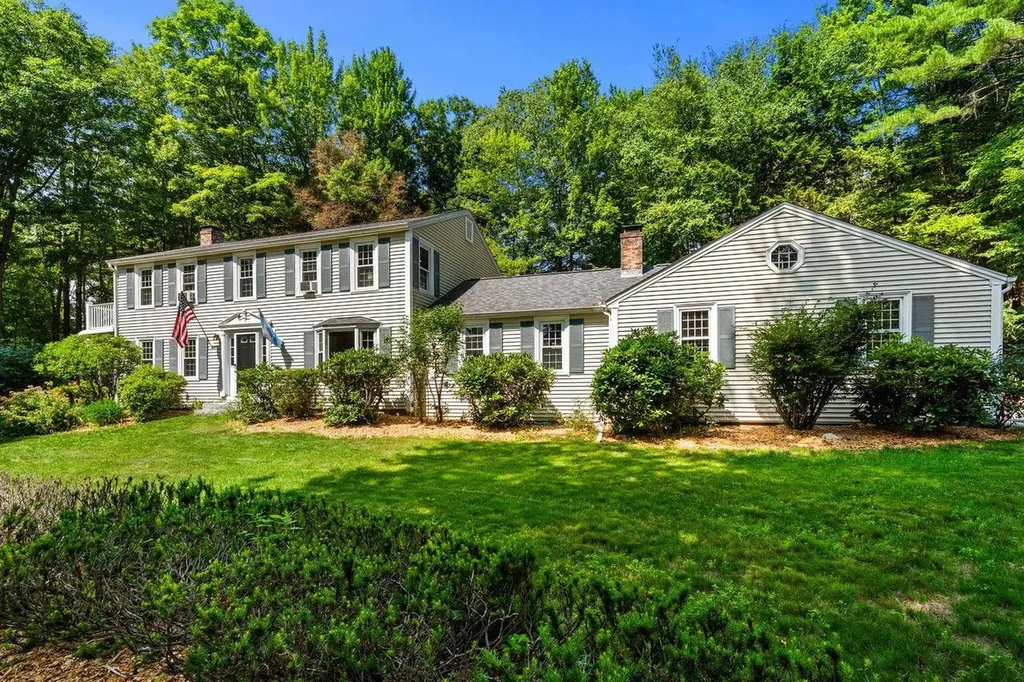 70 Hunter Farm Road Peterborough NH 03458