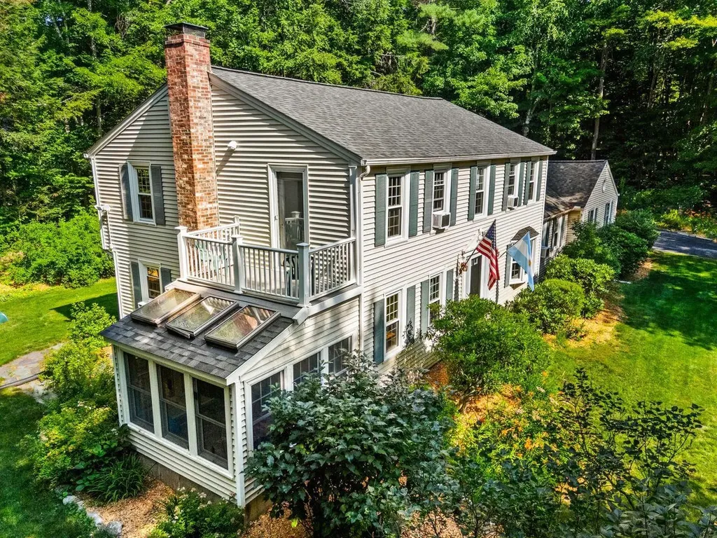 70 Hunter Farm Road Peterborough NH 03458