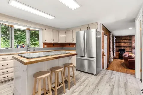 70 Hunter Farm Road Peterborough NH 03458