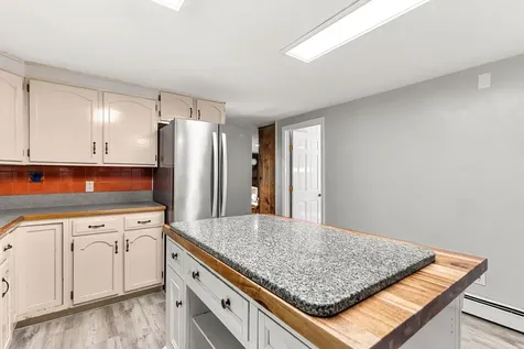 70 Hunter Farm Road Peterborough NH 03458