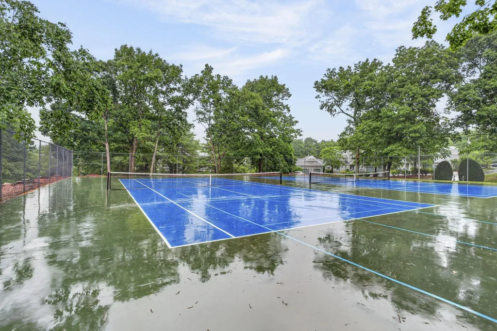 14 Heather Court Nashua NH 03062
