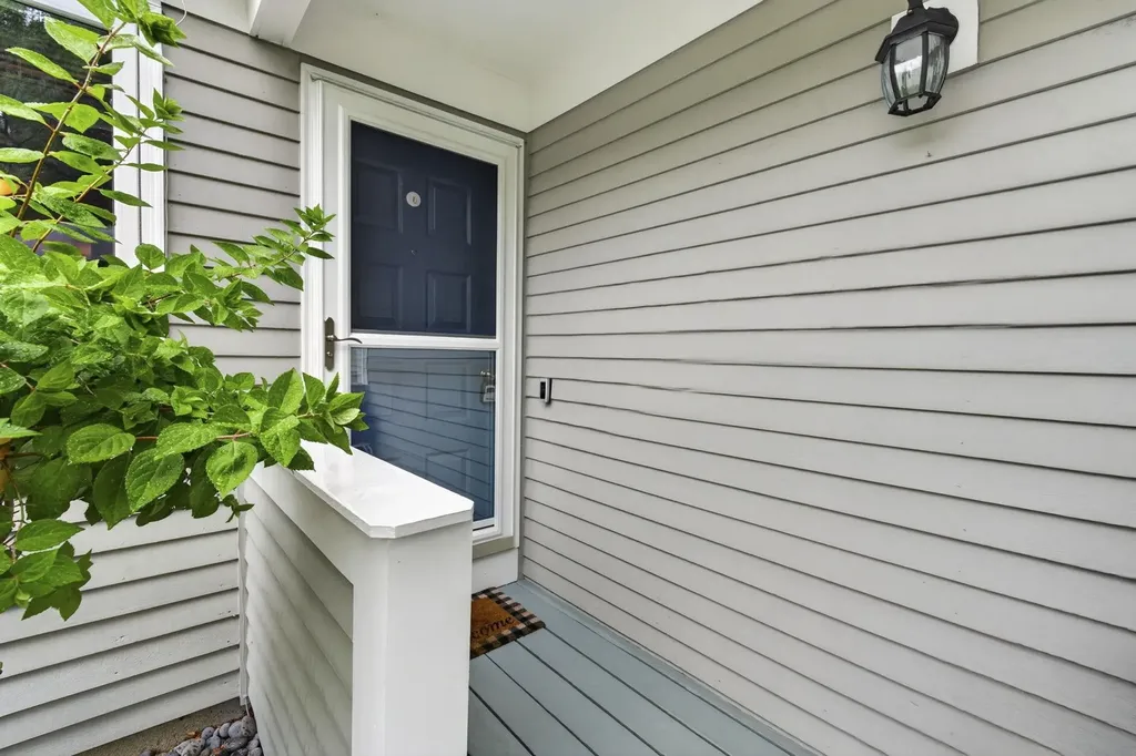 14 Heather Court Nashua NH 03062