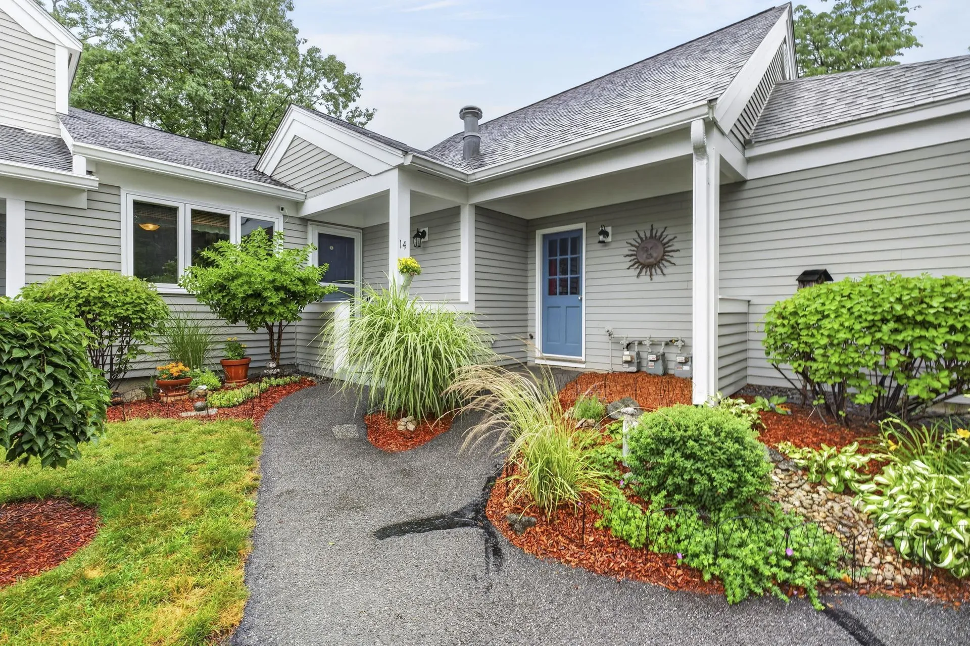 14 Heather Court Nashua NH 03062