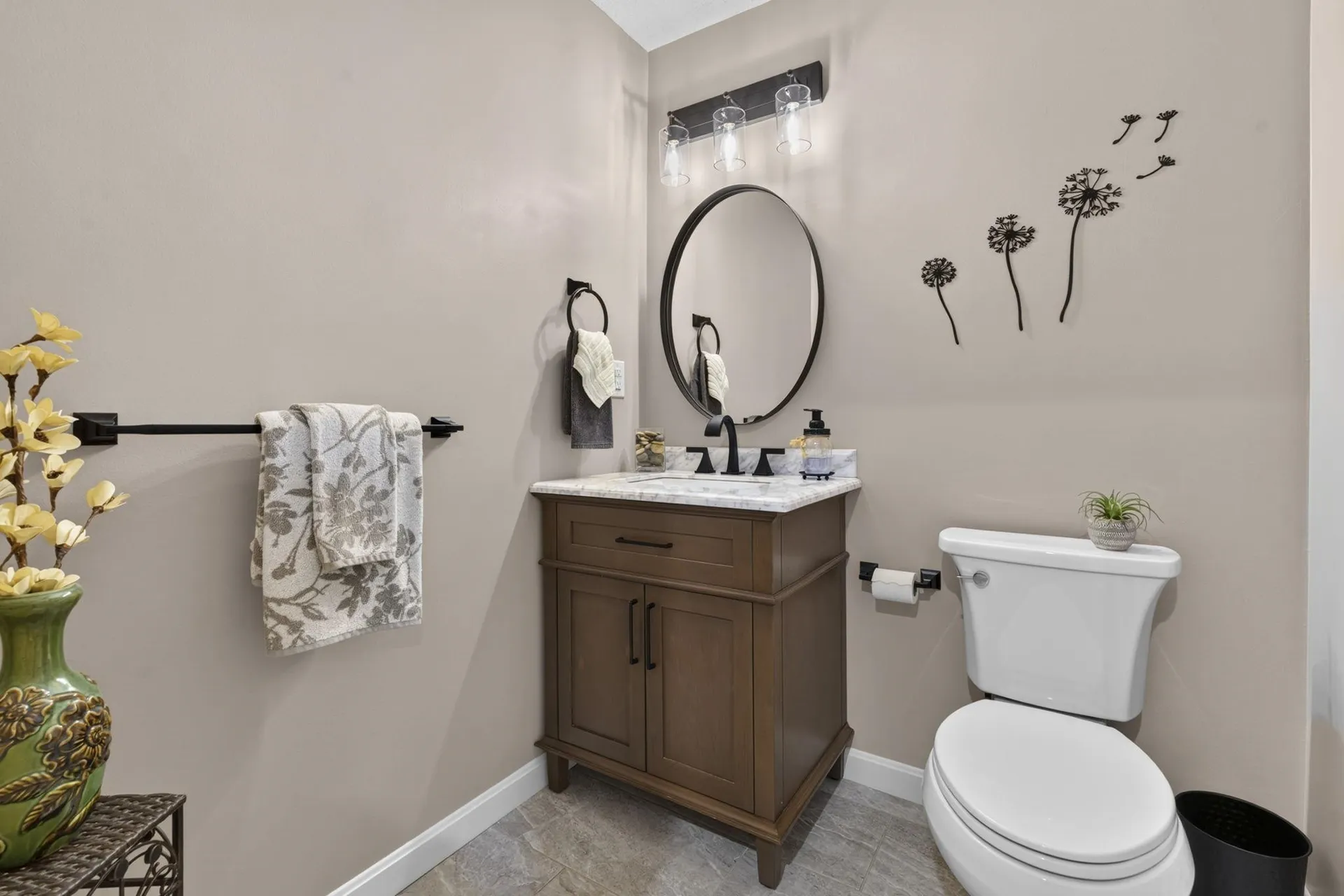 14 Heather Court Nashua NH 03062