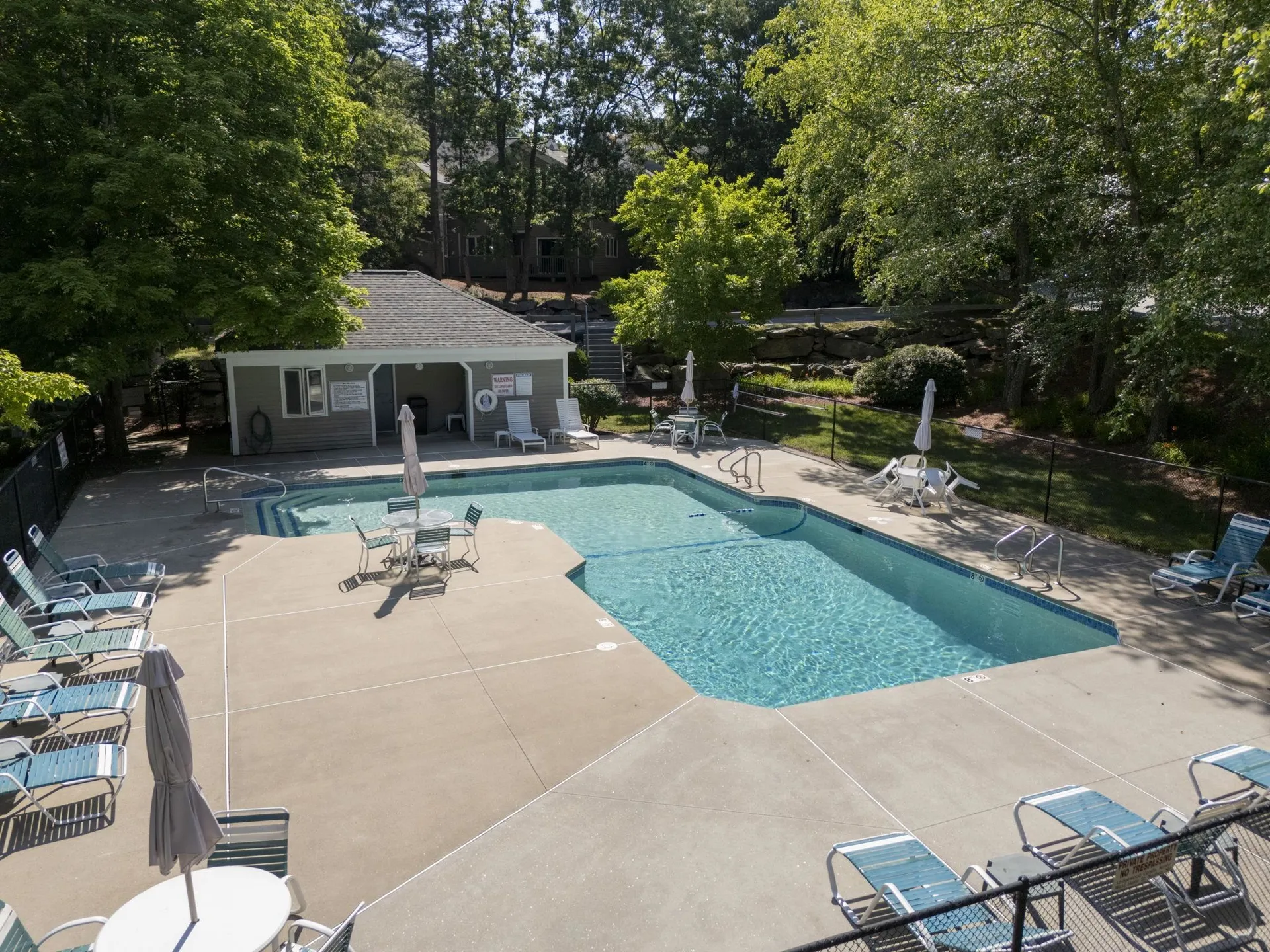 14 Heather Court Nashua NH 03062