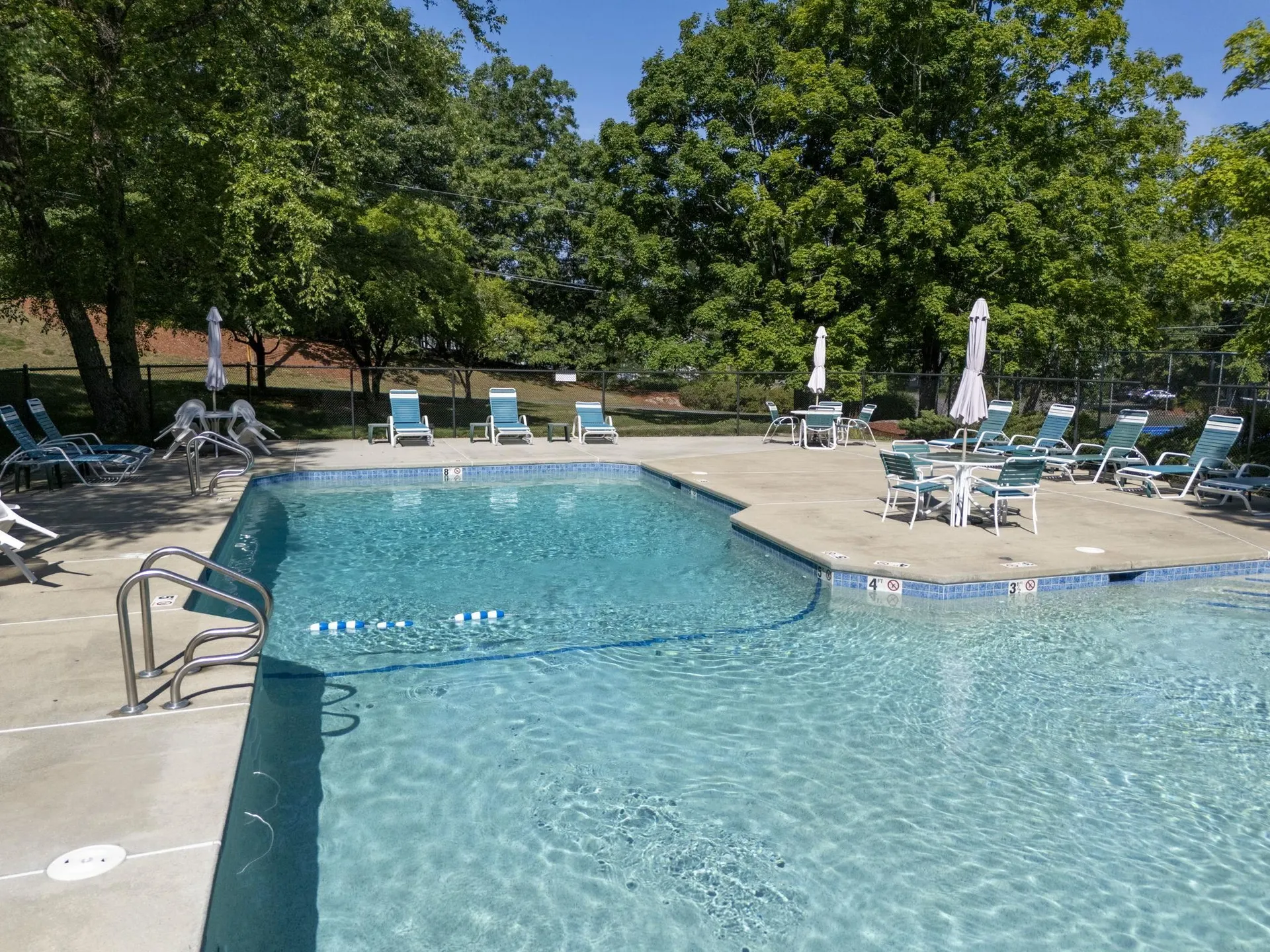 14 Heather Court Nashua NH 03062