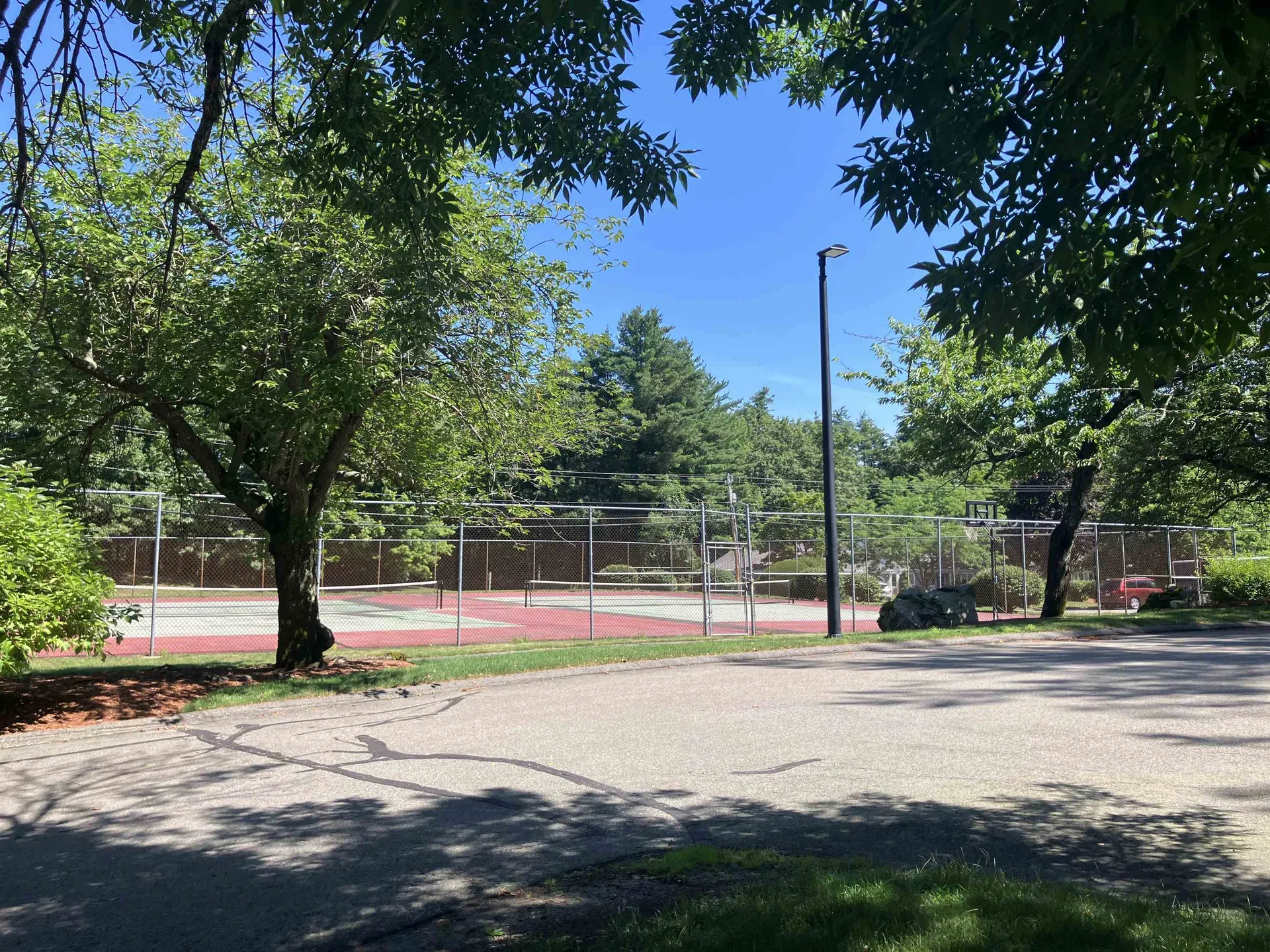 14 Heather Court Nashua NH 03062