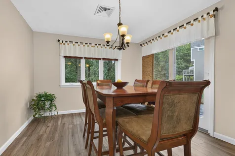 14 Heather Court Nashua NH 03062