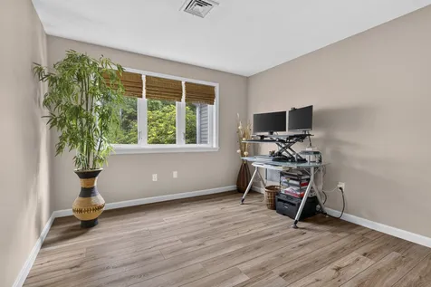 14 Heather Court Nashua NH 03062