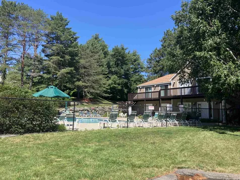 14 Heather Court Nashua NH 03062