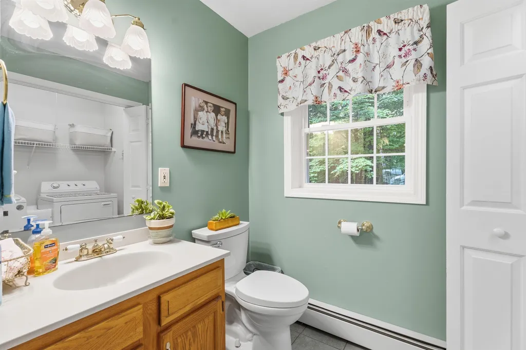 5 Alderwood Court Hooksett NH 03106