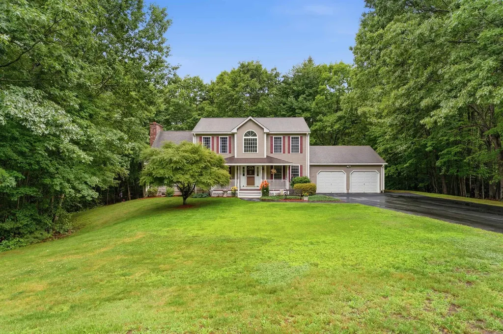 5 Alderwood Court Hooksett NH 03106