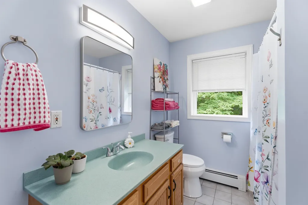 5 Alderwood Court Hooksett NH 03106