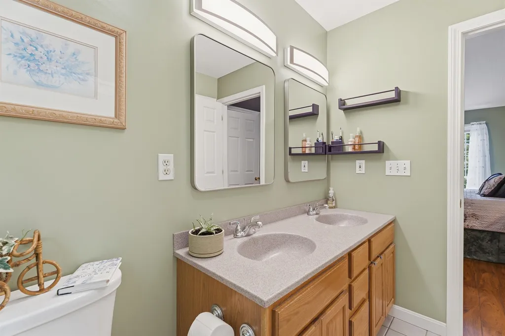 5 Alderwood Court Hooksett NH 03106