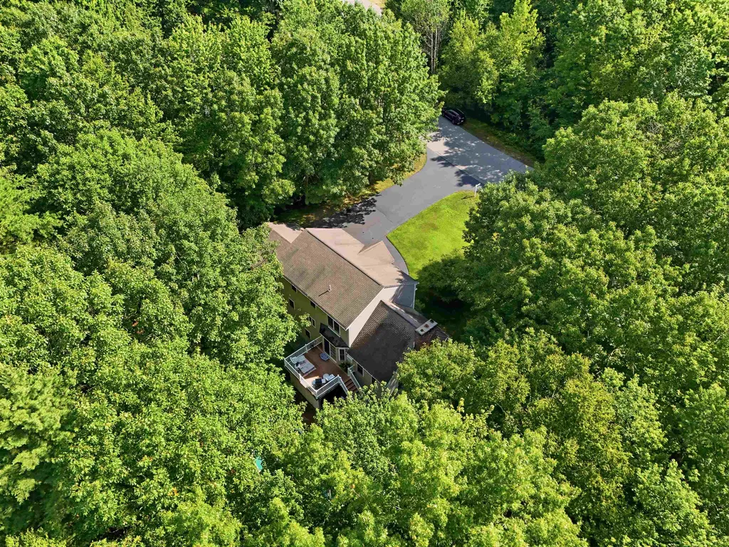 5 Alderwood Court Hooksett NH 03106