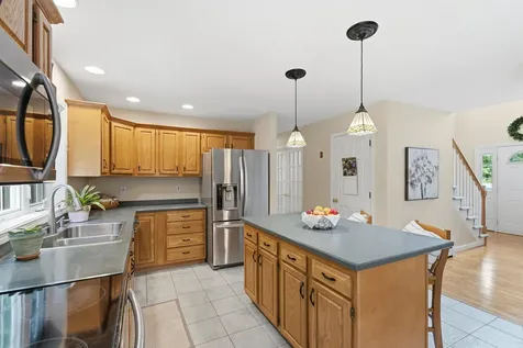 5 Alderwood Court Hooksett NH 03106