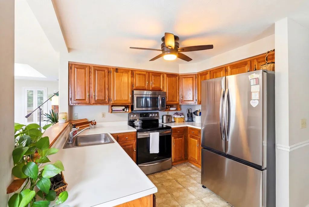 59 Peterson Circle Concord NH 03303