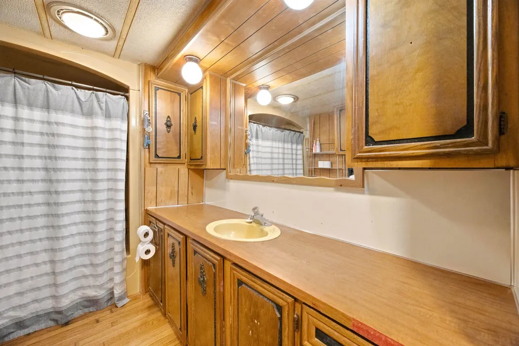 1 Hoover Circle Loudon NH 03307