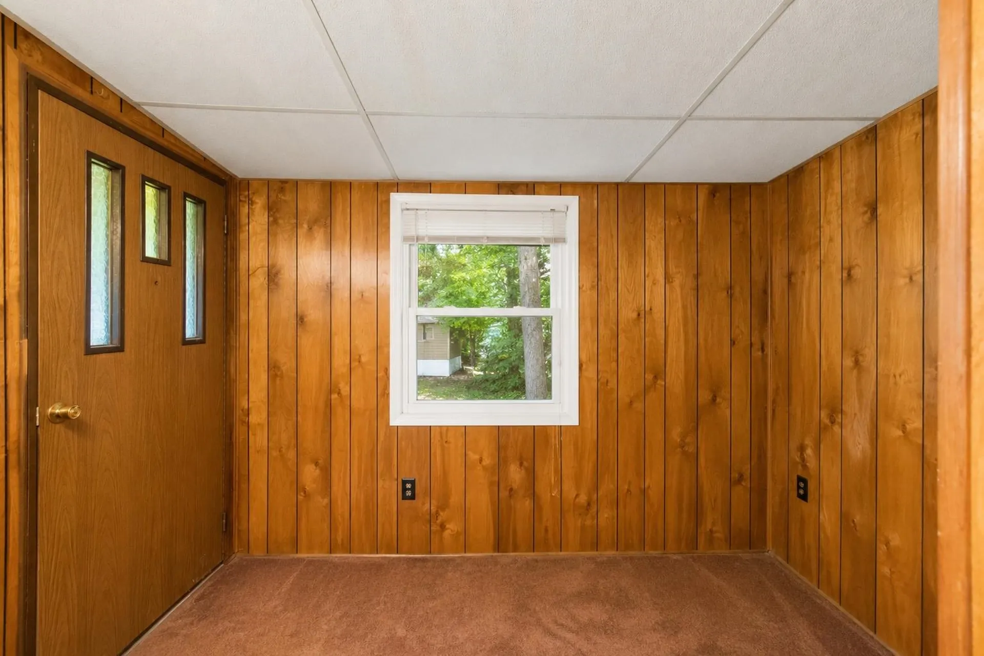 1 Hoover Circle Loudon NH 03307