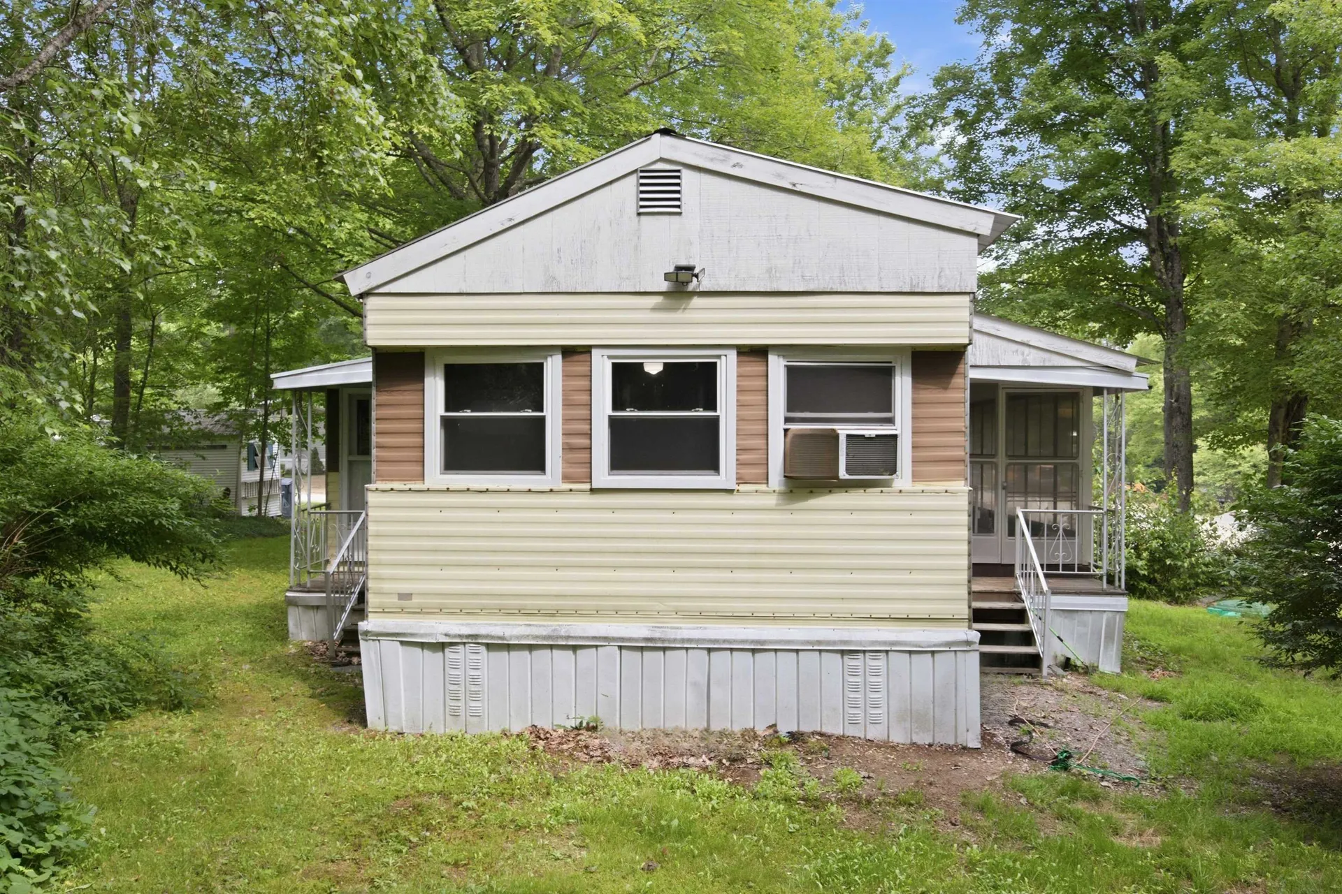 1 Hoover Circle Loudon NH 03307