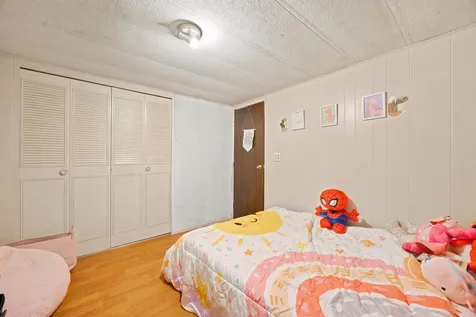 1 Hoover Circle Loudon NH 03307