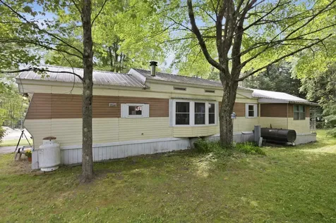 1 Hoover Circle Loudon NH 03307