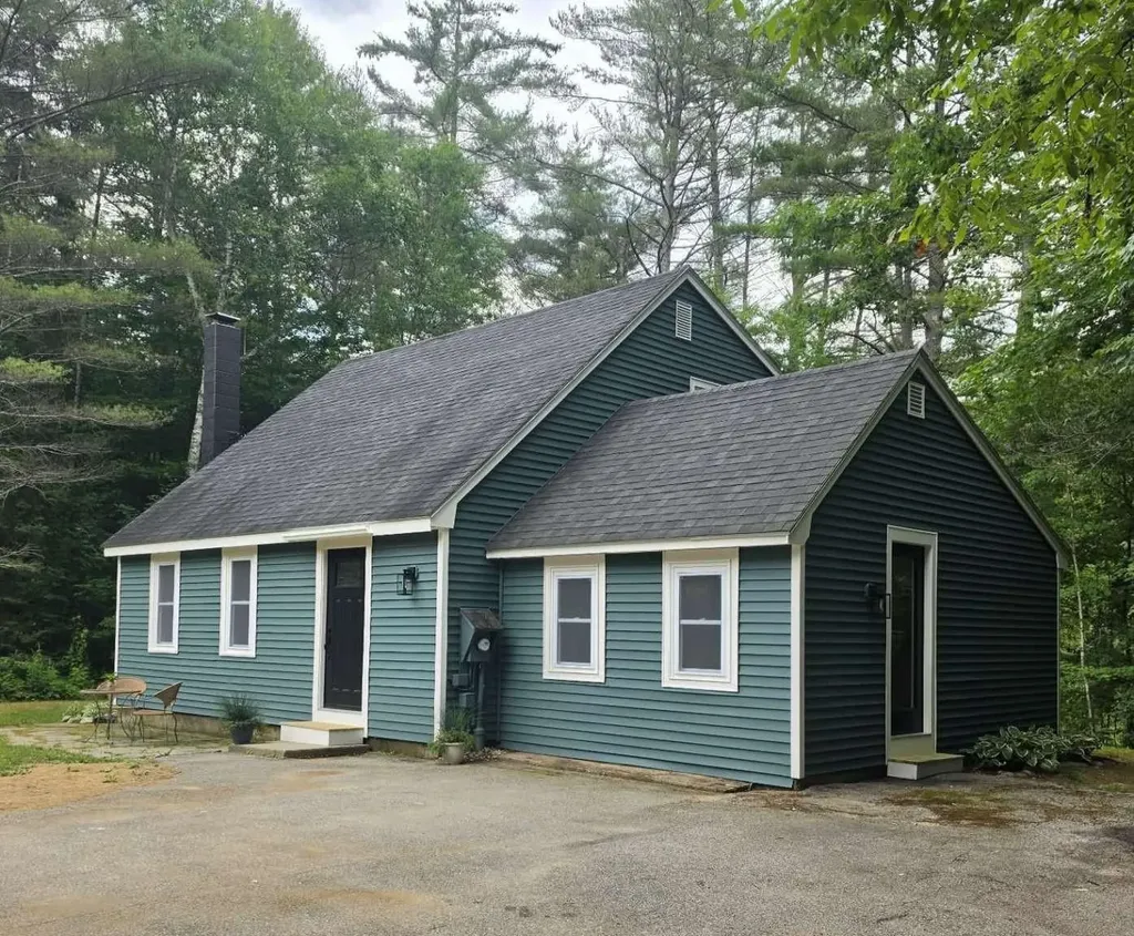 11 Horse Pasture Lane Thornton NH 03285