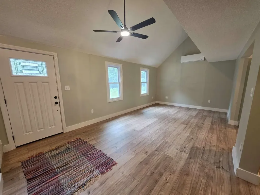 11 Horse Pasture Lane Thornton NH 03285