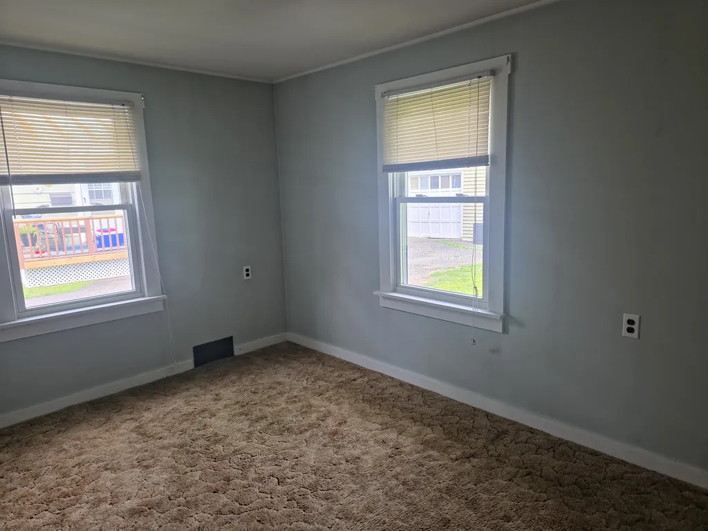24 Cherry Street Windsor VT 05089