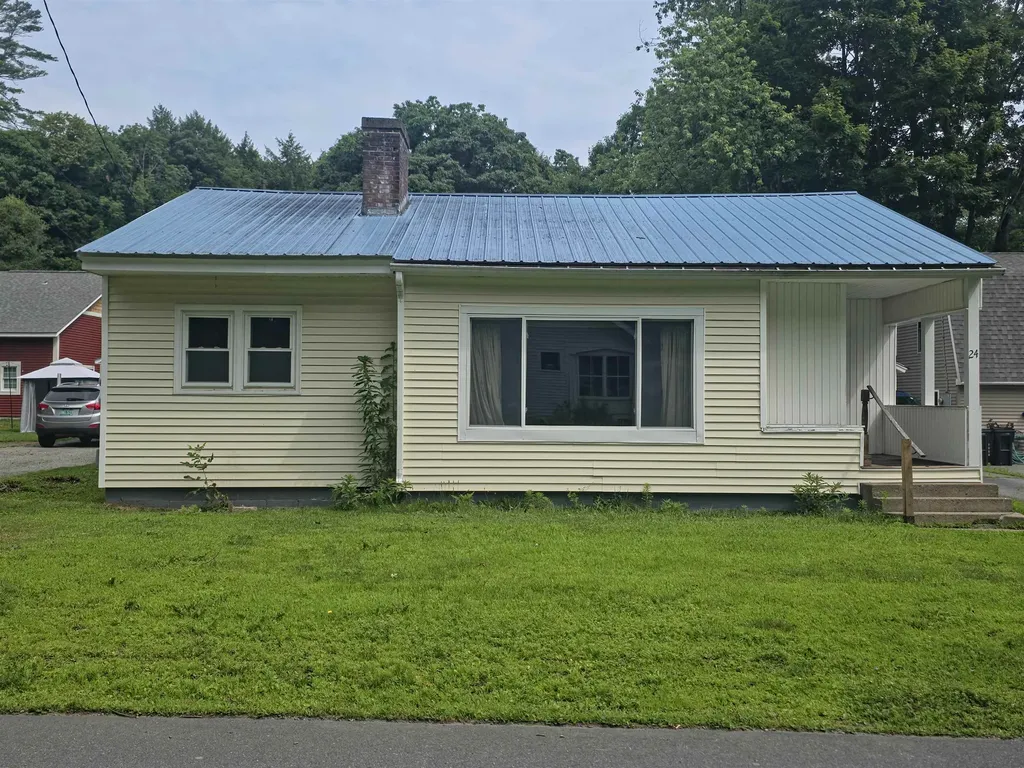 24 Cherry Street Windsor VT 05089
