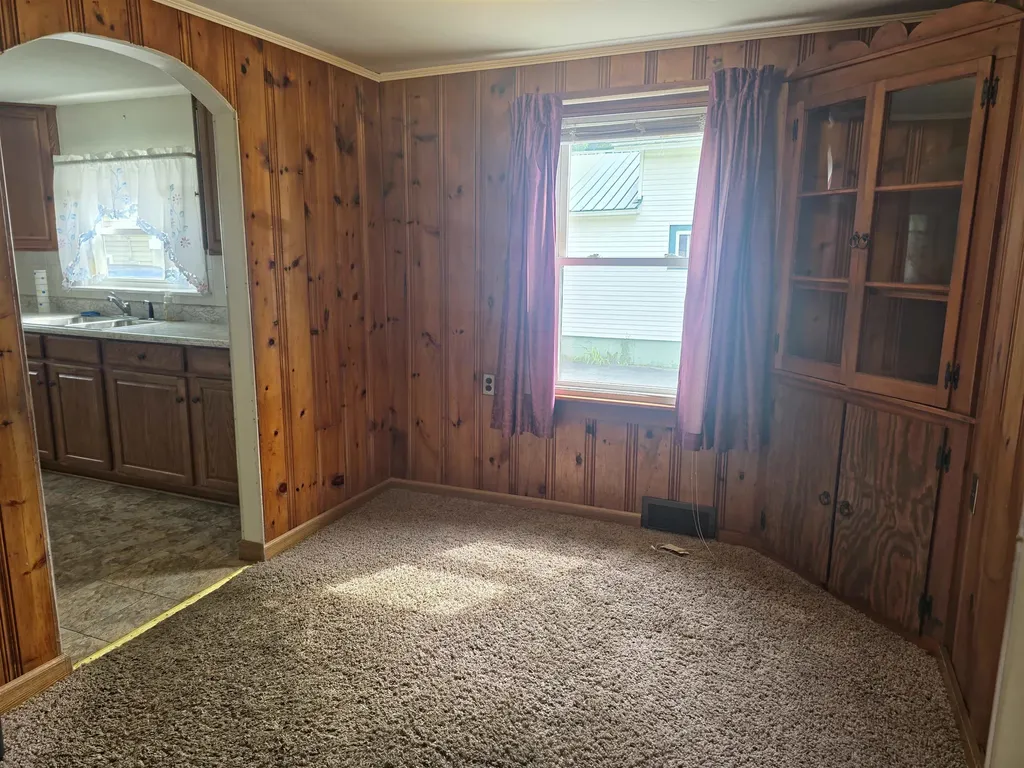 24 Cherry Street Windsor VT 05089