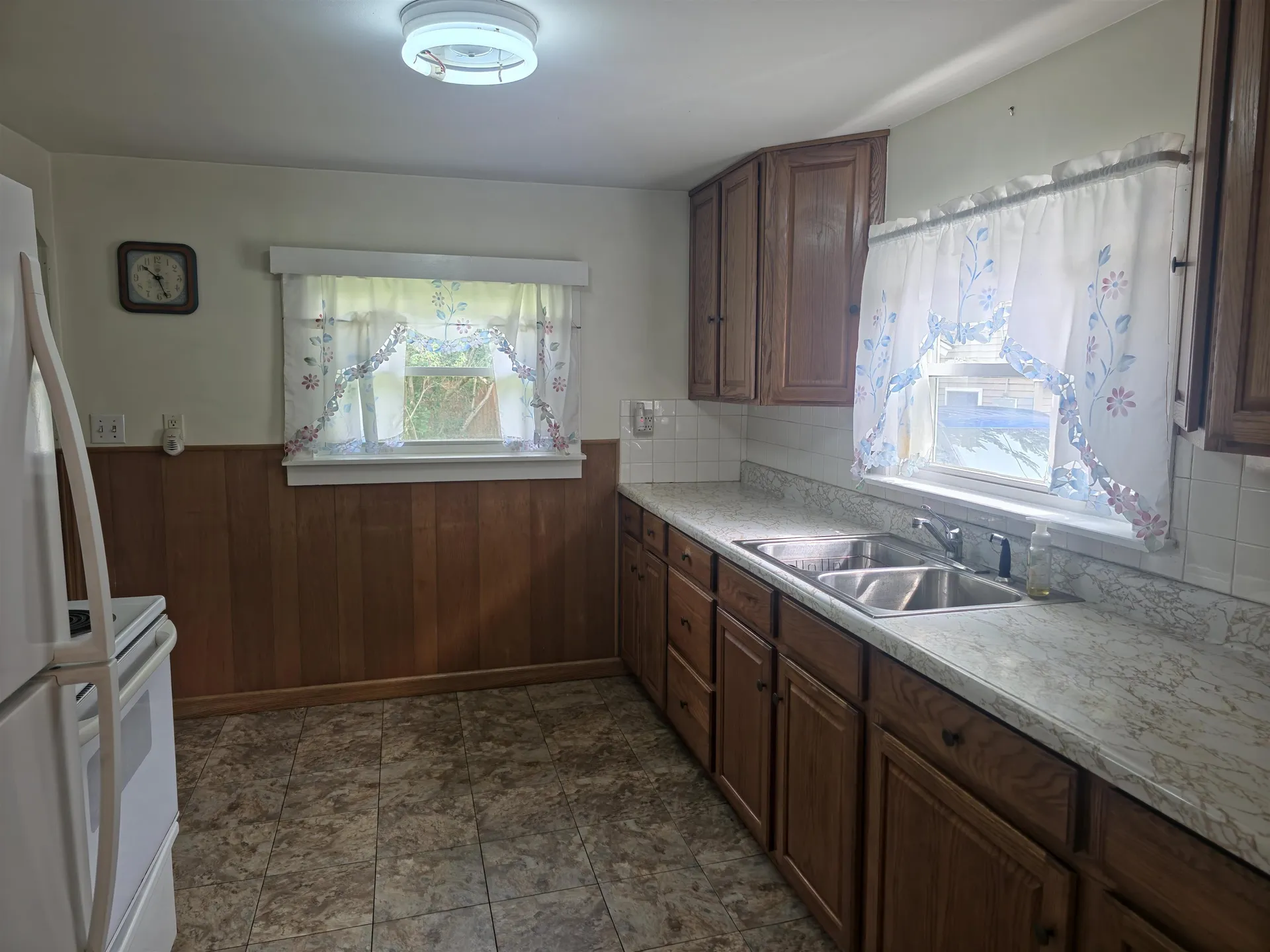 24 Cherry Street Windsor VT 05089